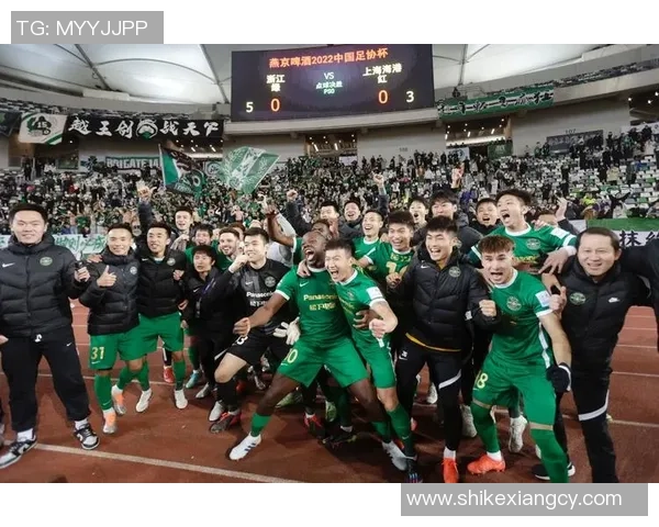 杭州足球队荣登全国足球配合排行榜第五位展现团队实力与默契